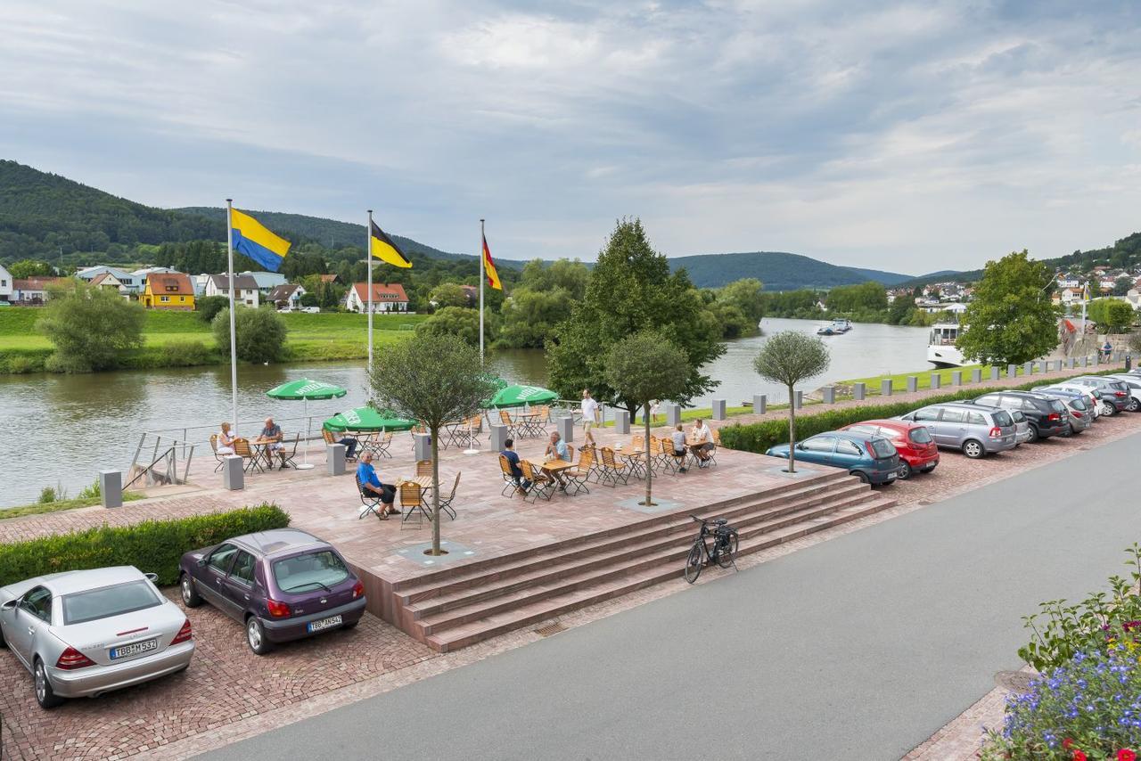 Hotel Goldenes Fass Freudenberg am Main Bagian luar foto